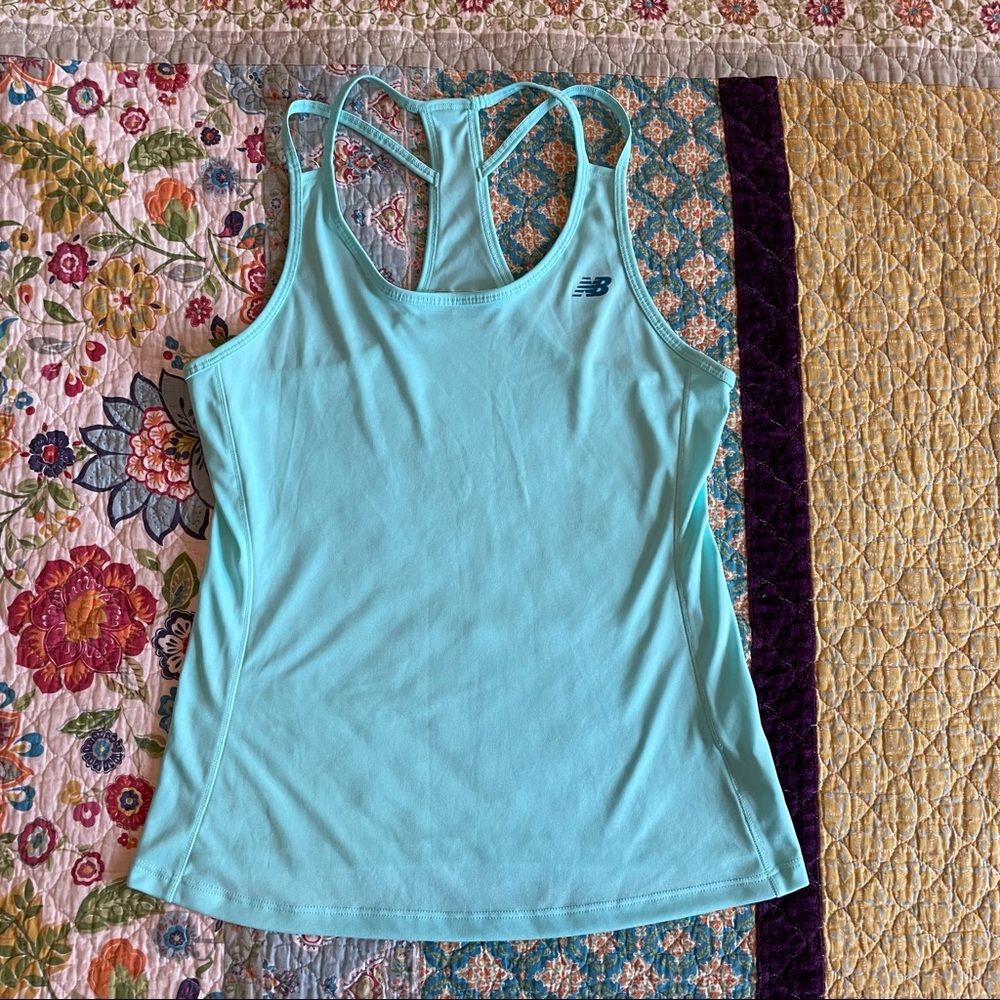 Women’s NB lightweight strappy tank